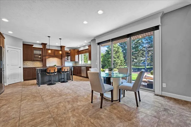 $655,000 | 2803 Luke Road, Bloomington, IL 61704