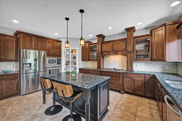 $655,000 | 2803 Luke Road, Bloomington, IL 61704