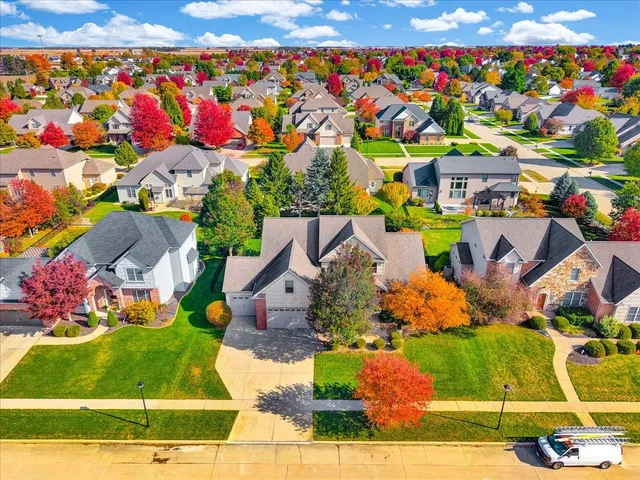 $655,000 | 2803 Luke Road, Bloomington, IL 61704