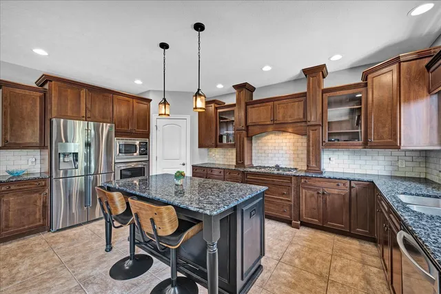 $655,000 | 2803 Luke Road, Bloomington, IL 61704