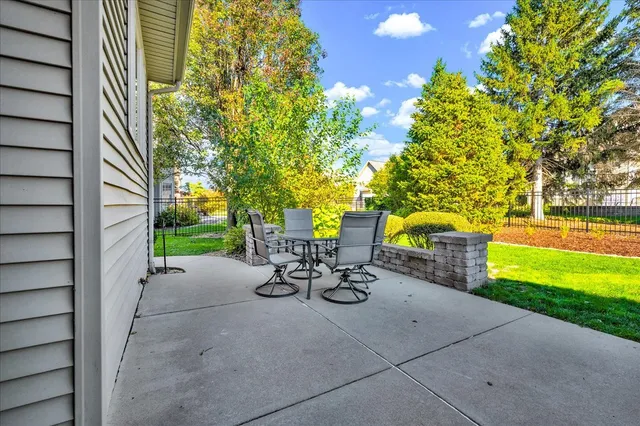 $655,000 | 2803 Luke Road, Bloomington, IL 61704