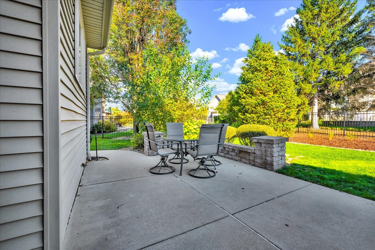 2803 Luke Road Bloomington, IL 61704 - Photo 57 of 72 Gallery Image 57