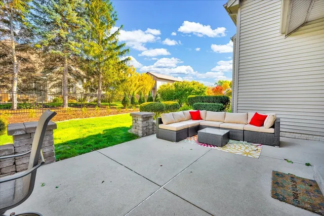 $655,000 | 2803 Luke Road, Bloomington, IL 61704