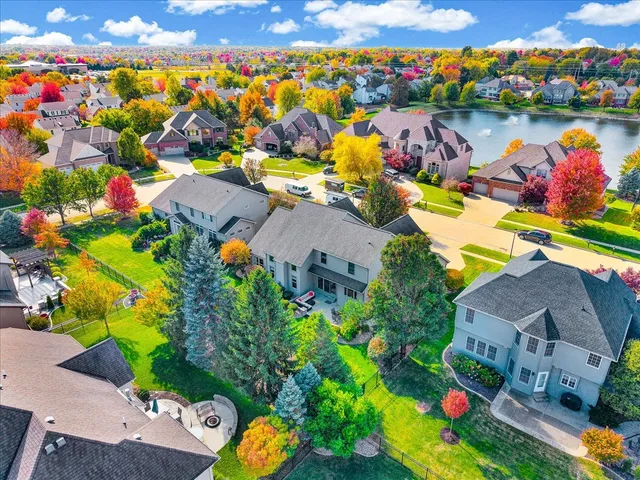 $655,000 | 2803 Luke Road, Bloomington, IL 61704