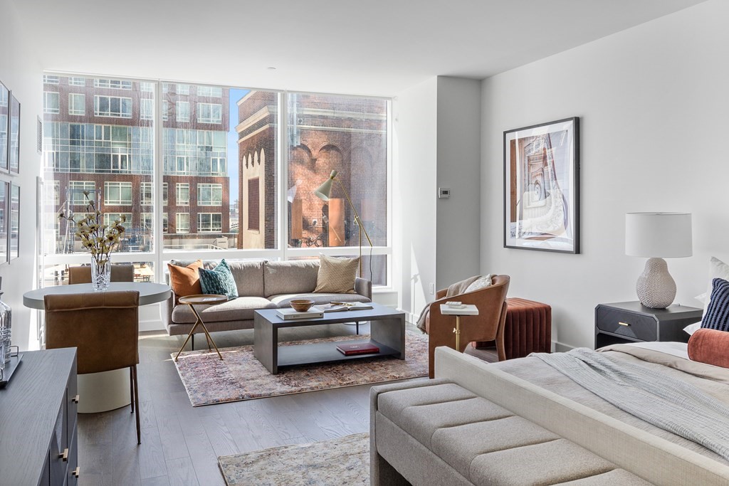 40 Trinity Place, Unit 1502 Boston, MA 02116 - Photo 4 of 26