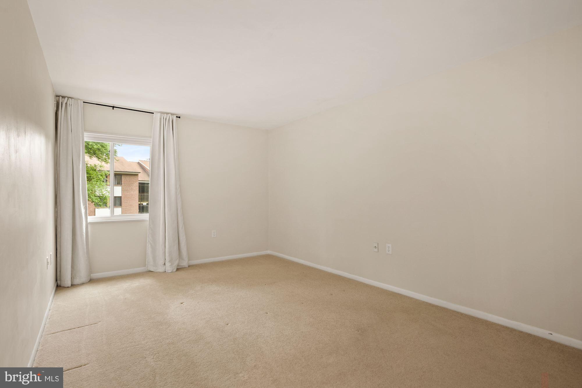 1524 Northgate Square, Unit 152411B Reston, VA 20190 - Photo 13 of 17