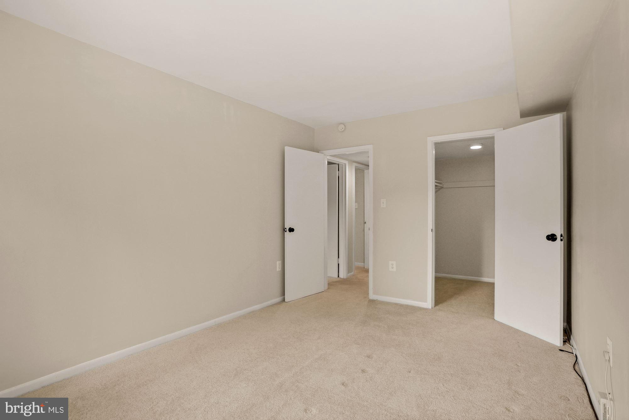 1524 Northgate Square, Unit 152411B Reston, VA 20190 - Photo 16 of 17