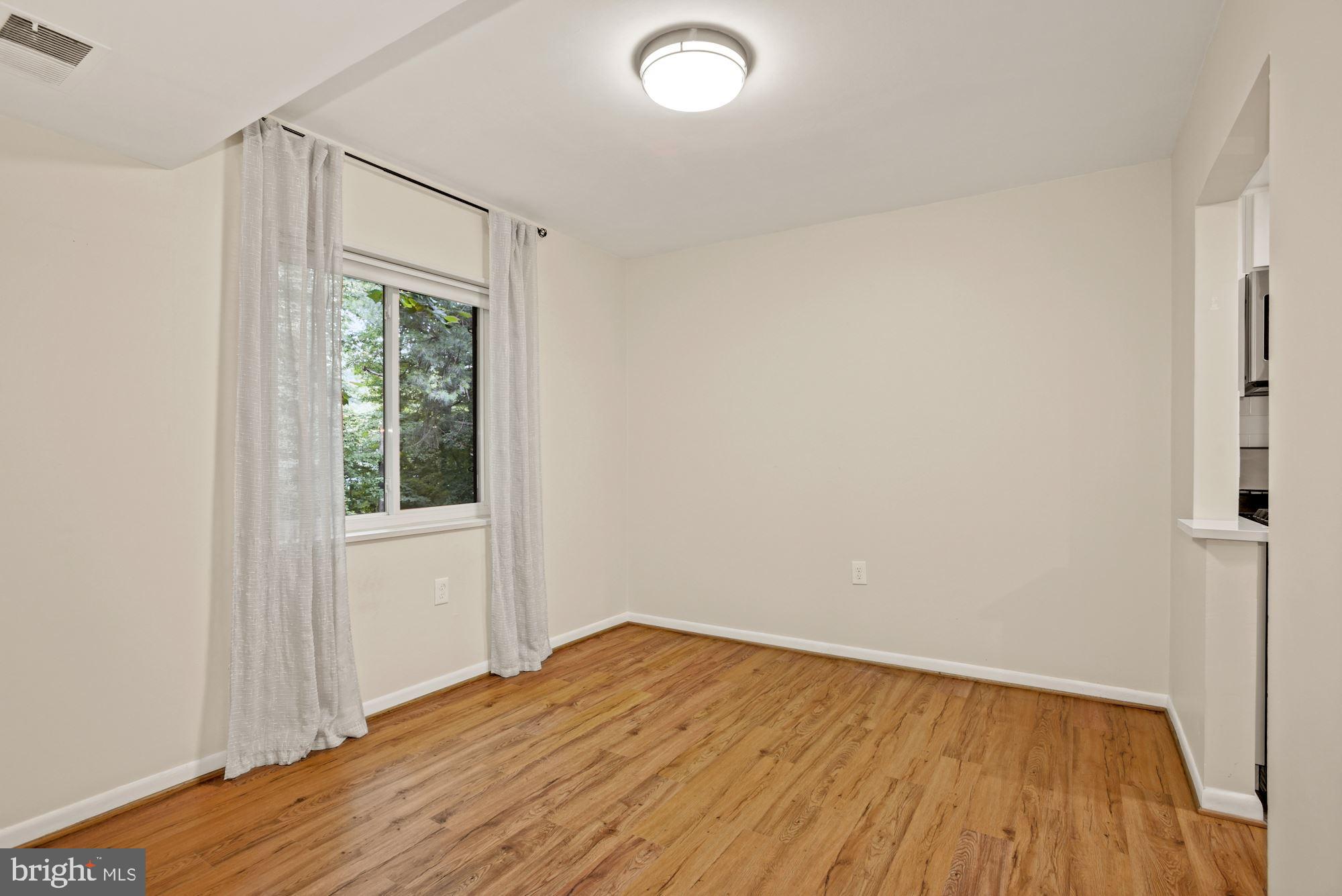 1524 Northgate Square, Unit 152411B Reston, VA 20190 - Photo 8 of 17