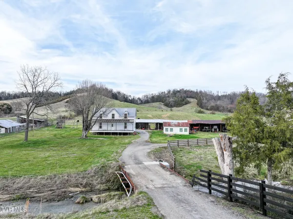 $250,000 | 2512 Old Parrottsville Highway, Parrottsville, TN 37843