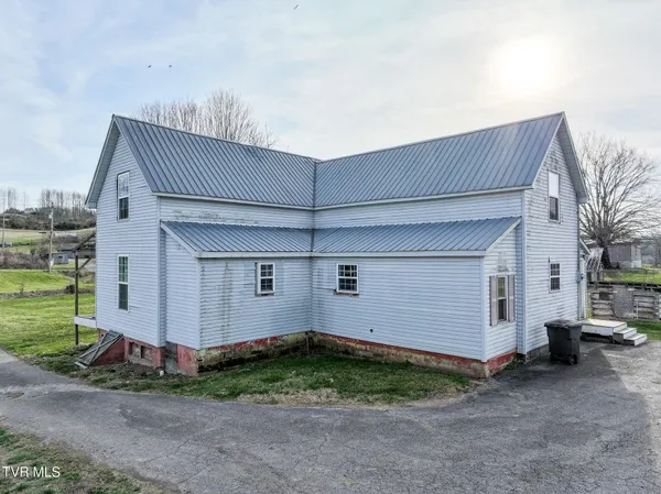 $250,000 | 2512 Old Parrottsville Highway, Parrottsville, TN 37843