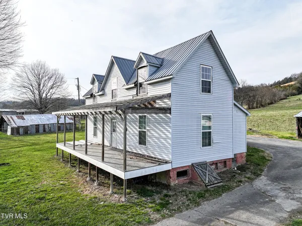 $250,000 | 2512 Old Parrottsville Highway, Parrottsville, TN 37843