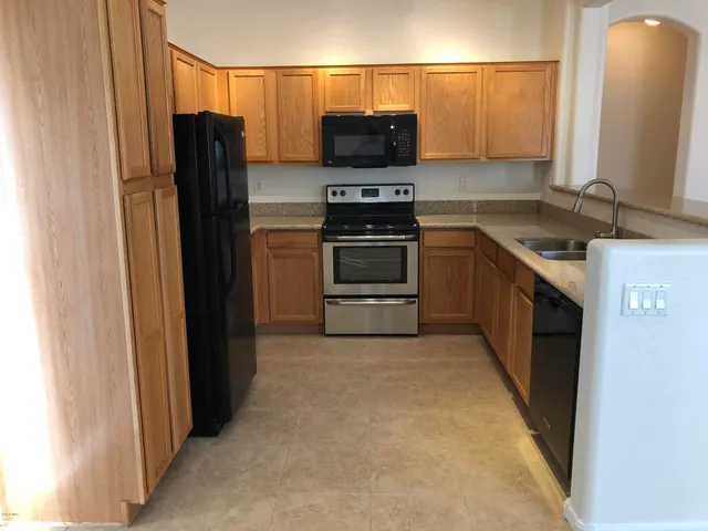 $1,750 | 15369 West Acapulco Lane, Surprise, AZ 85379