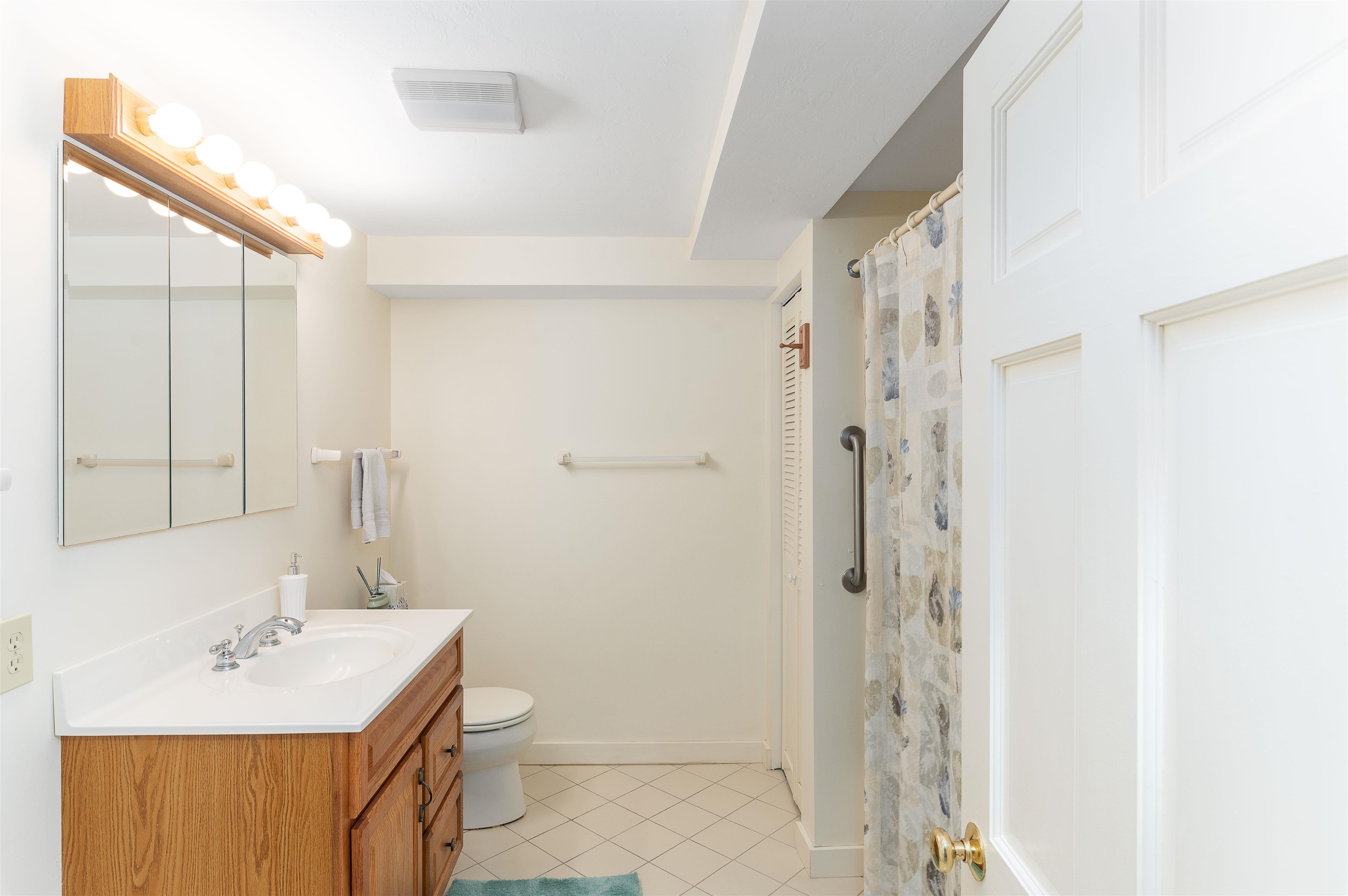 8 Topside Road, Unit 4 Moultonborough, NH 03254 - Photo 12 of 39