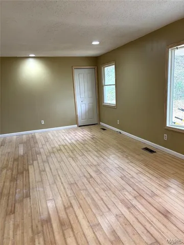 $280,000 | 1436 Highway 140, Smithboro, IL 62284