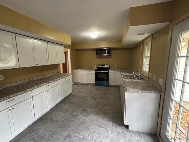 $280,000 | 1436 Highway 140, Smithboro, IL 62284