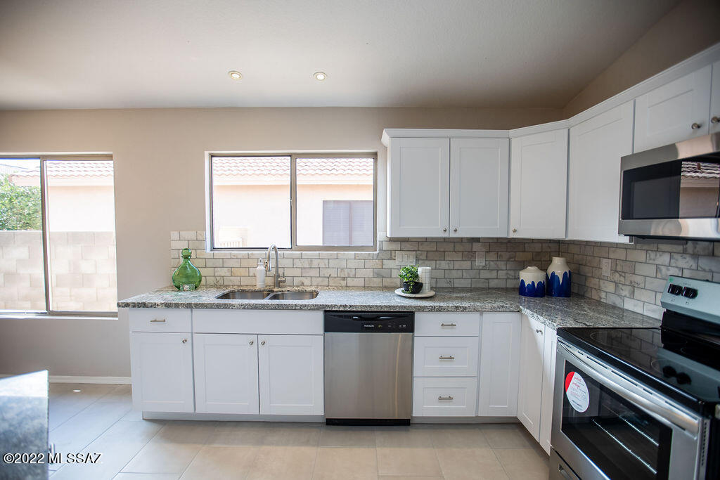 8714 North Frampton Place Tucson, AZ 85742 - Photo 33 of 46