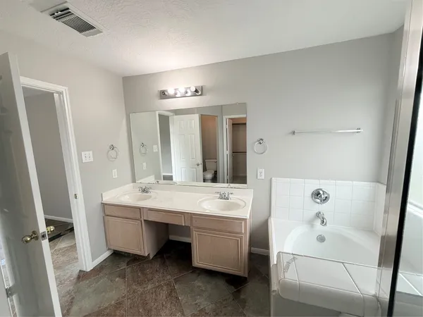 $1,895 | 21514 Juniper Meadows Drive, Spring, TX 77388