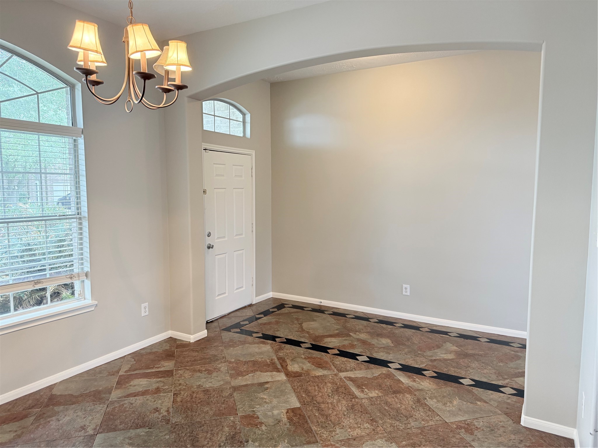 21514 Juniper Meadows Drive Spring, TX 77388 - Photo 6 of 35 21514 Juniper Meadow Dining Room