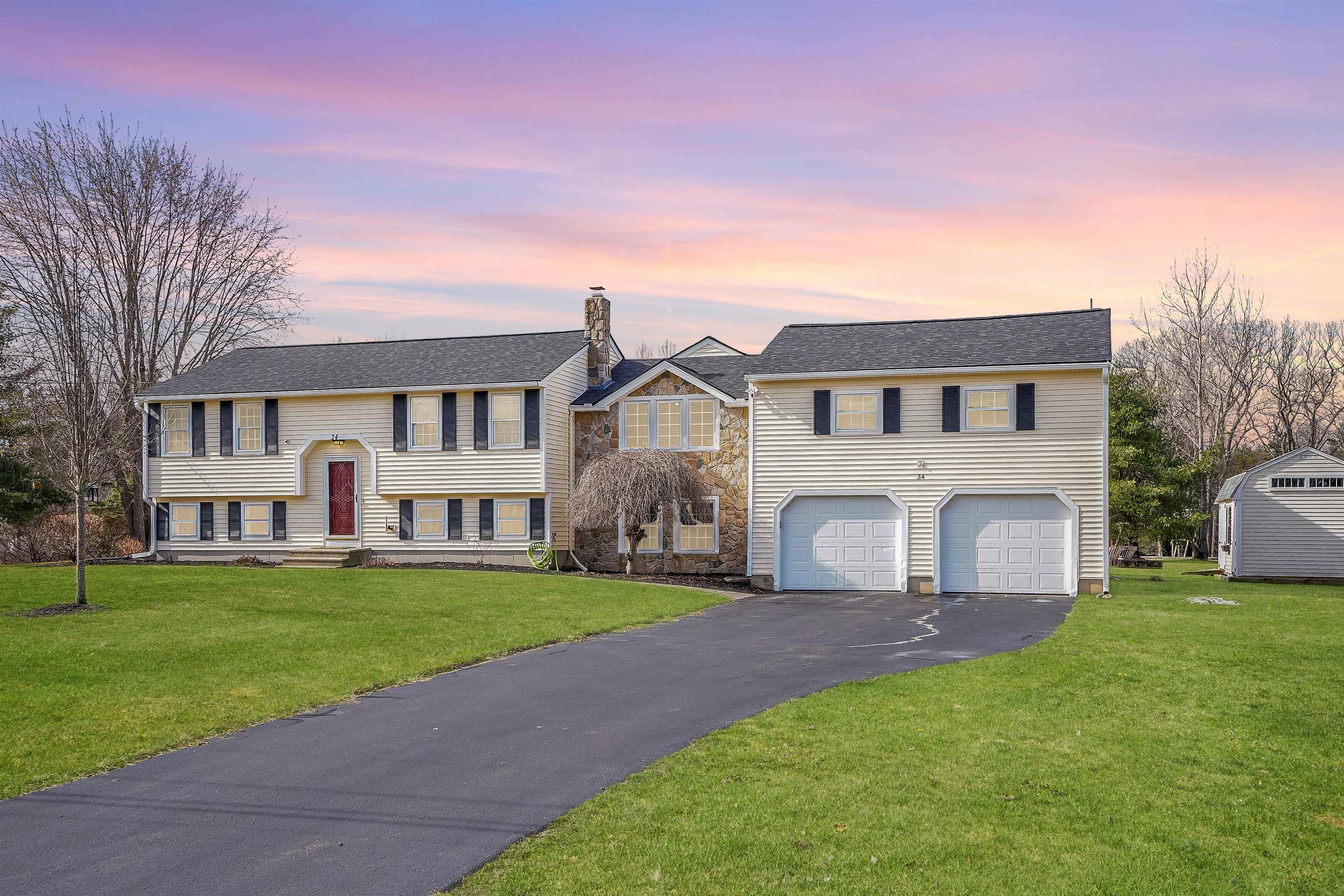 34 Holmgren Road Stratham, NH 03885 - Photo 3 of 58