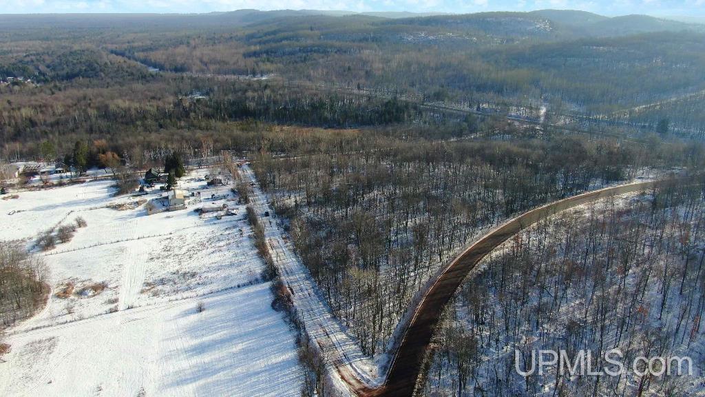 1380 Hill Road Wakefield, MI 49968 - Photo 2 of 24 Gallery Image 2