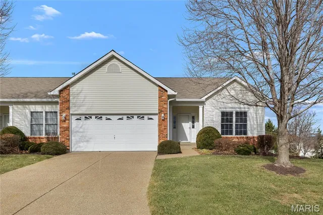 $340,000 | 7101 Curtis Drive, Unit 795B, Dardenne Prairie, MO 63368