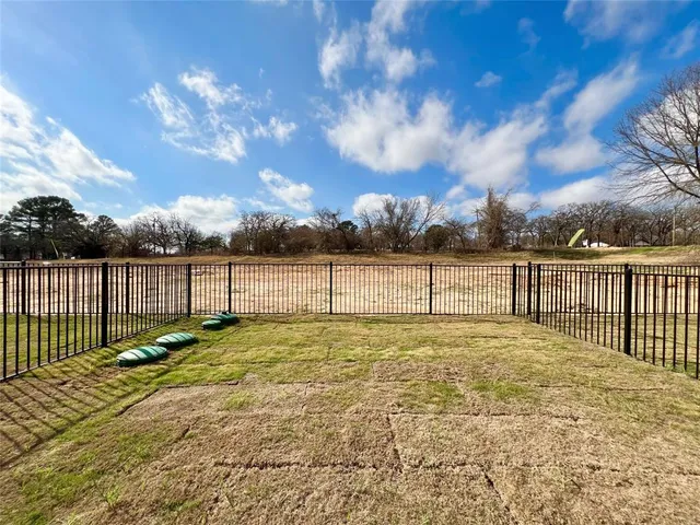 $1,995 | 3501 East Renfro Street, Unit 606, Burleson, TX 76028