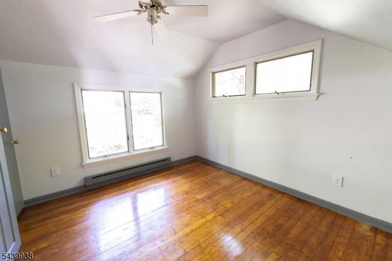 19 Lonaconing Road Vernon, NJ 07422 - Photo 17 of 23