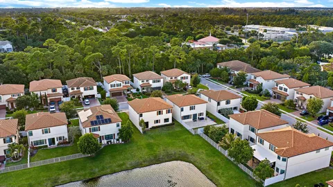 $595,000 | 6009 Night Heron Court, Greenacres, FL 33415