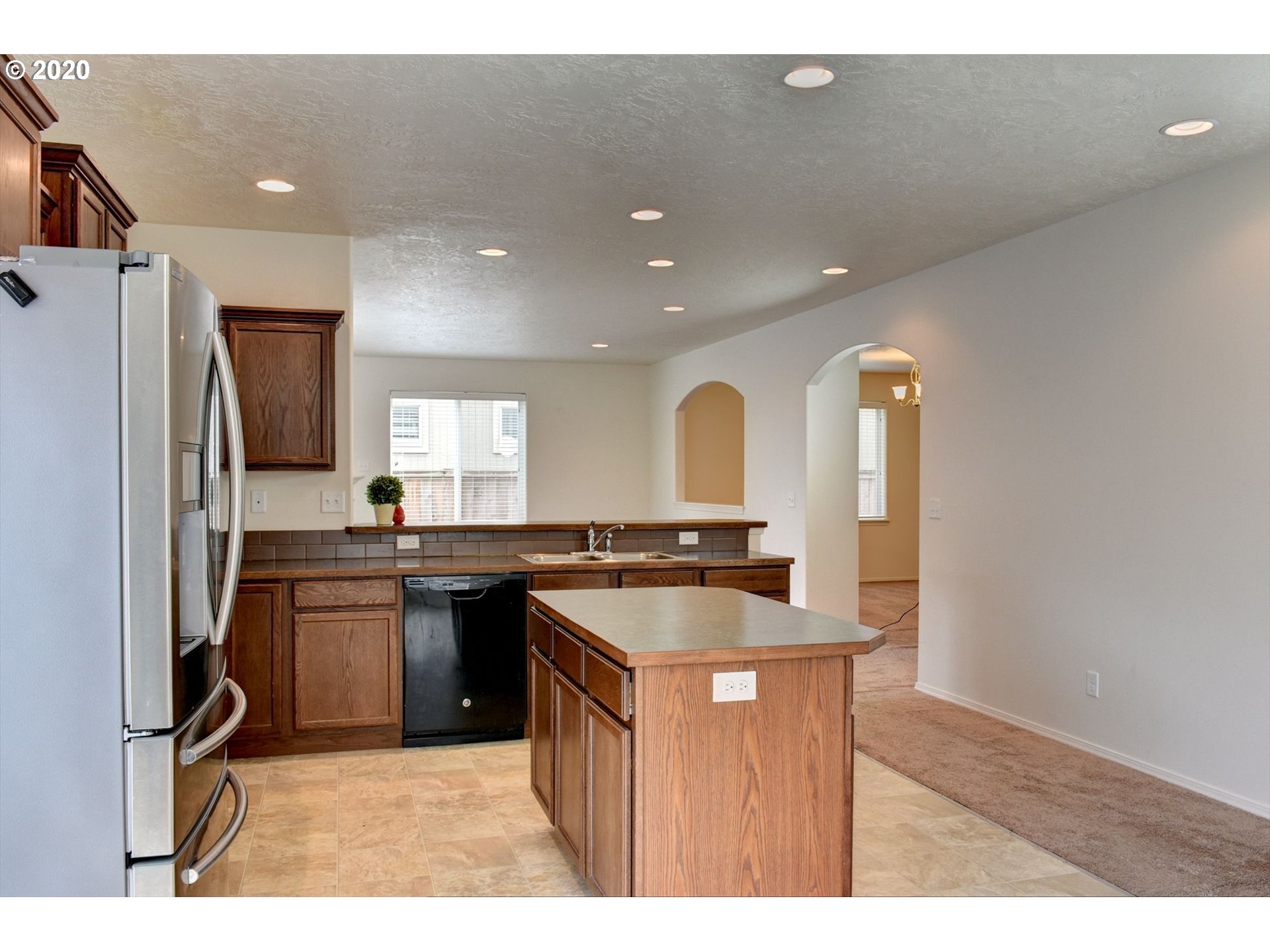 1853 Adelman Loop Eugene, OR 97402 - Photo 13 of 32 Gallery Image 13