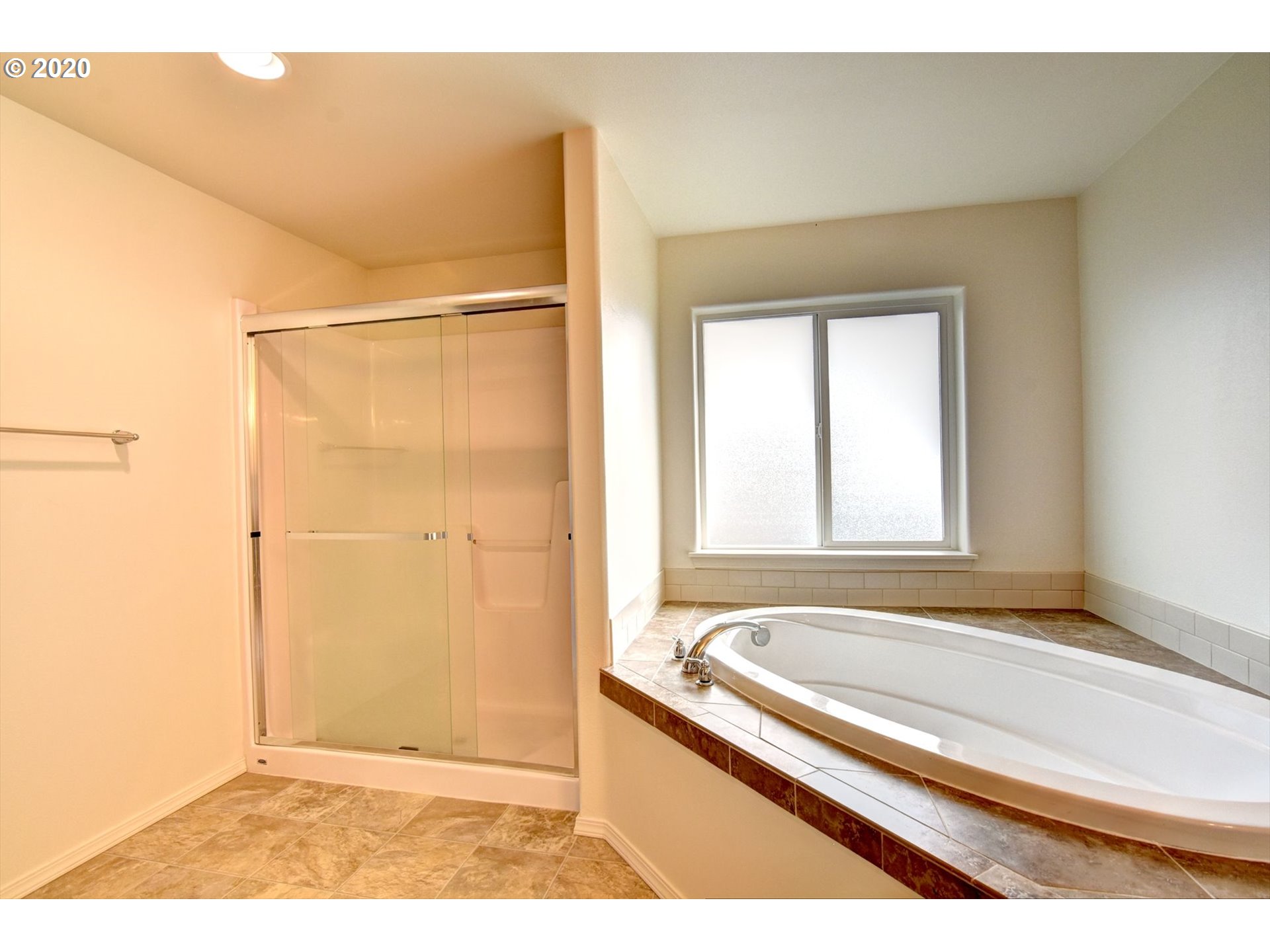 1853 Adelman Loop Eugene, OR 97402 - Photo 24 of 32 Gallery Image 24