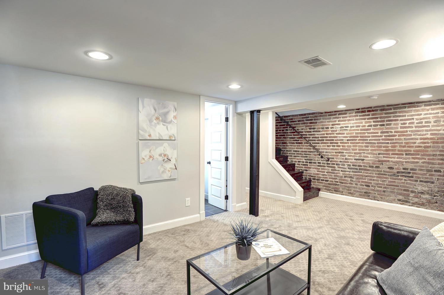 17 16th Street Southeast Washington, DC 20003 - Photo 24 of 29 a living room with furniture