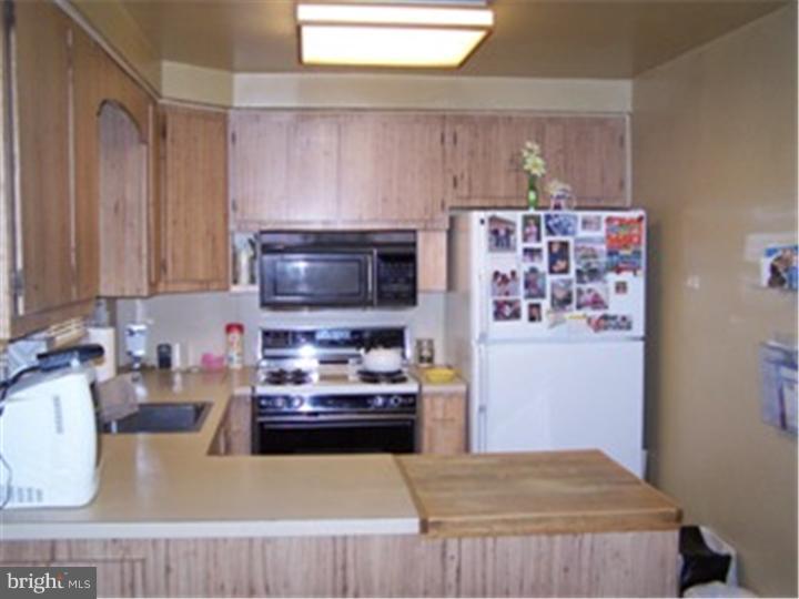 1728 Tyson Road Havertown, PA 19083 - Photo 8 of 25 Kitchen