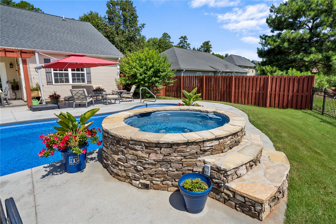 108 Gallant Lane Anderson, SC 29621 - Photo 32 of 43