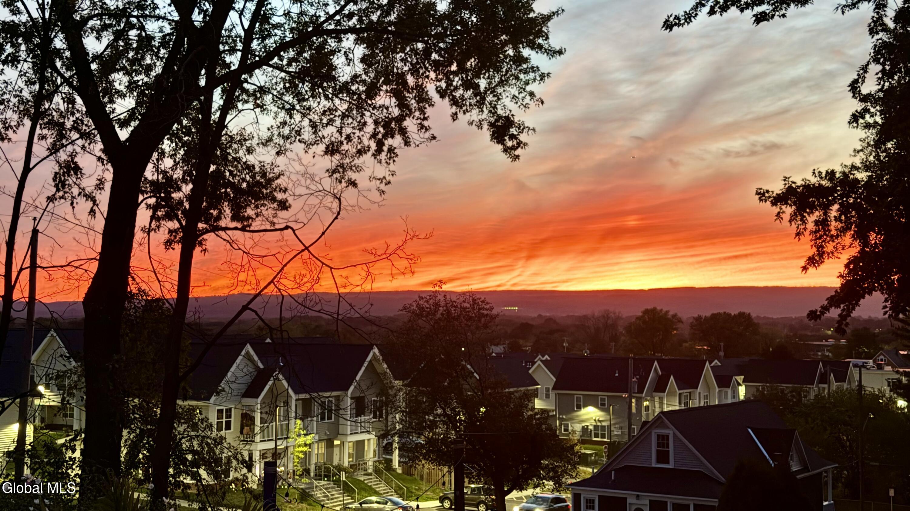 2407 Lenox Road Schenectady, NY 12308 - Photo 6 of 33 The Best Sunsets
