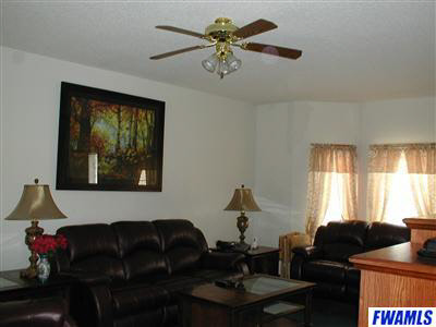 412 West Liberty Street Butler, IN 46721 - Photo 4 of 13