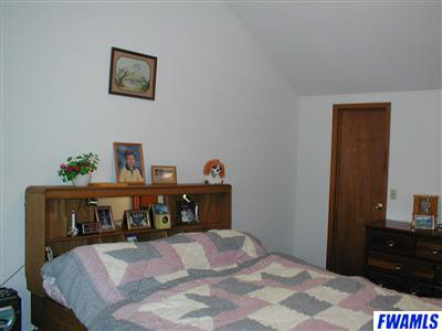 412 West Liberty Street Butler, IN 46721 - Photo 10 of 13