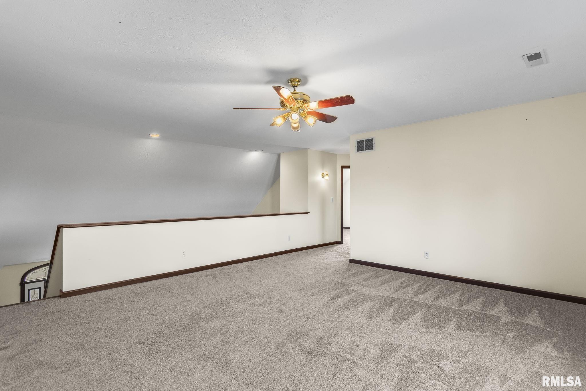 7713 West Outer Road Sherman, IL 62684 - Photo 23 of 48