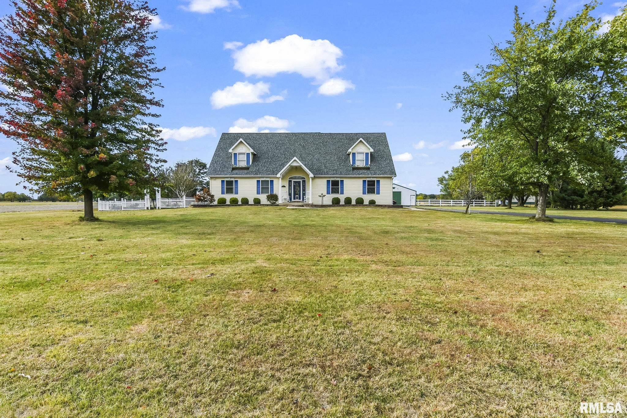 7713 West Outer Road Sherman, IL 62684 - Photo 3 of 48