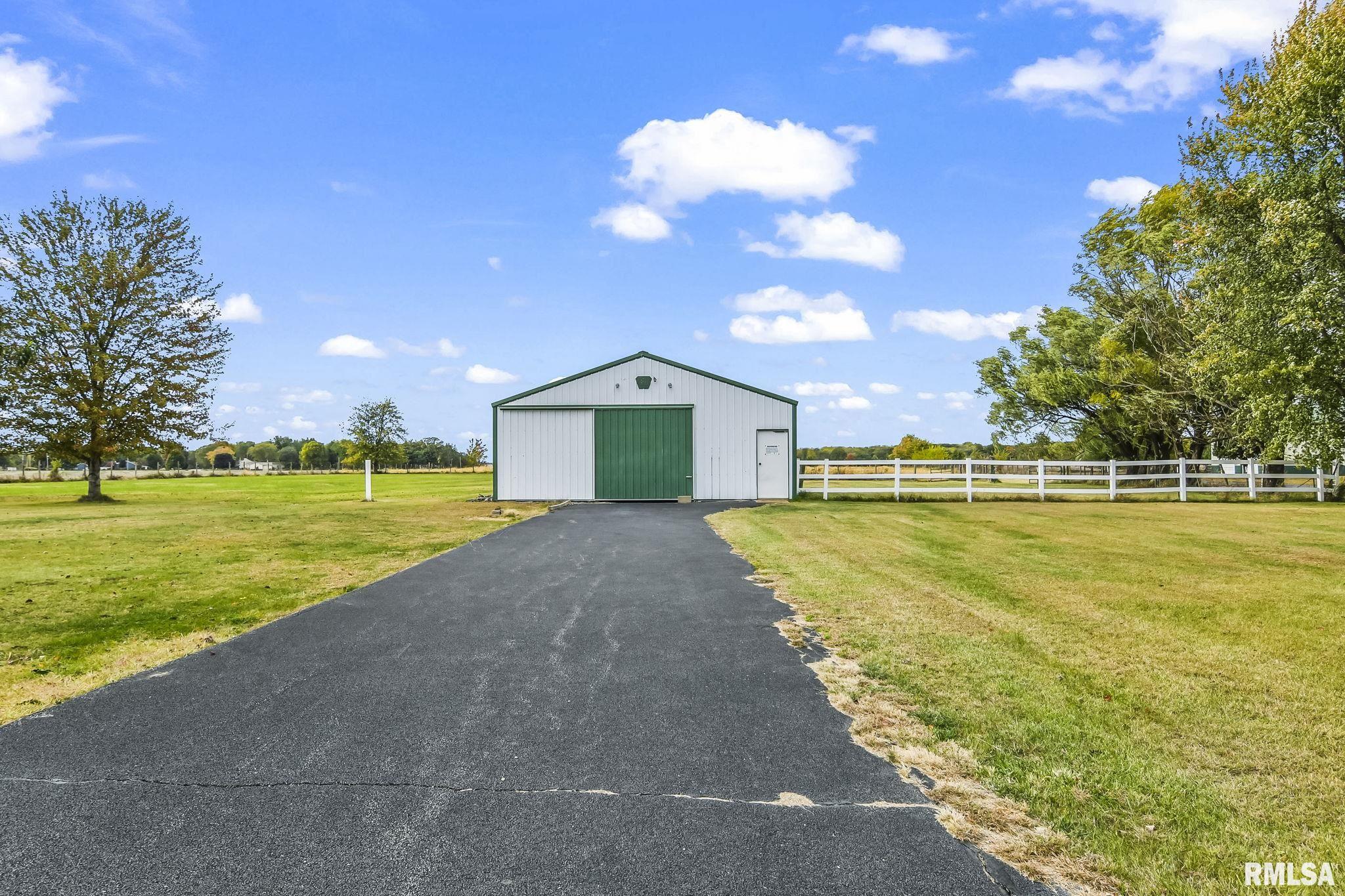 7713 West Outer Road Sherman, IL 62684 - Photo 45 of 48