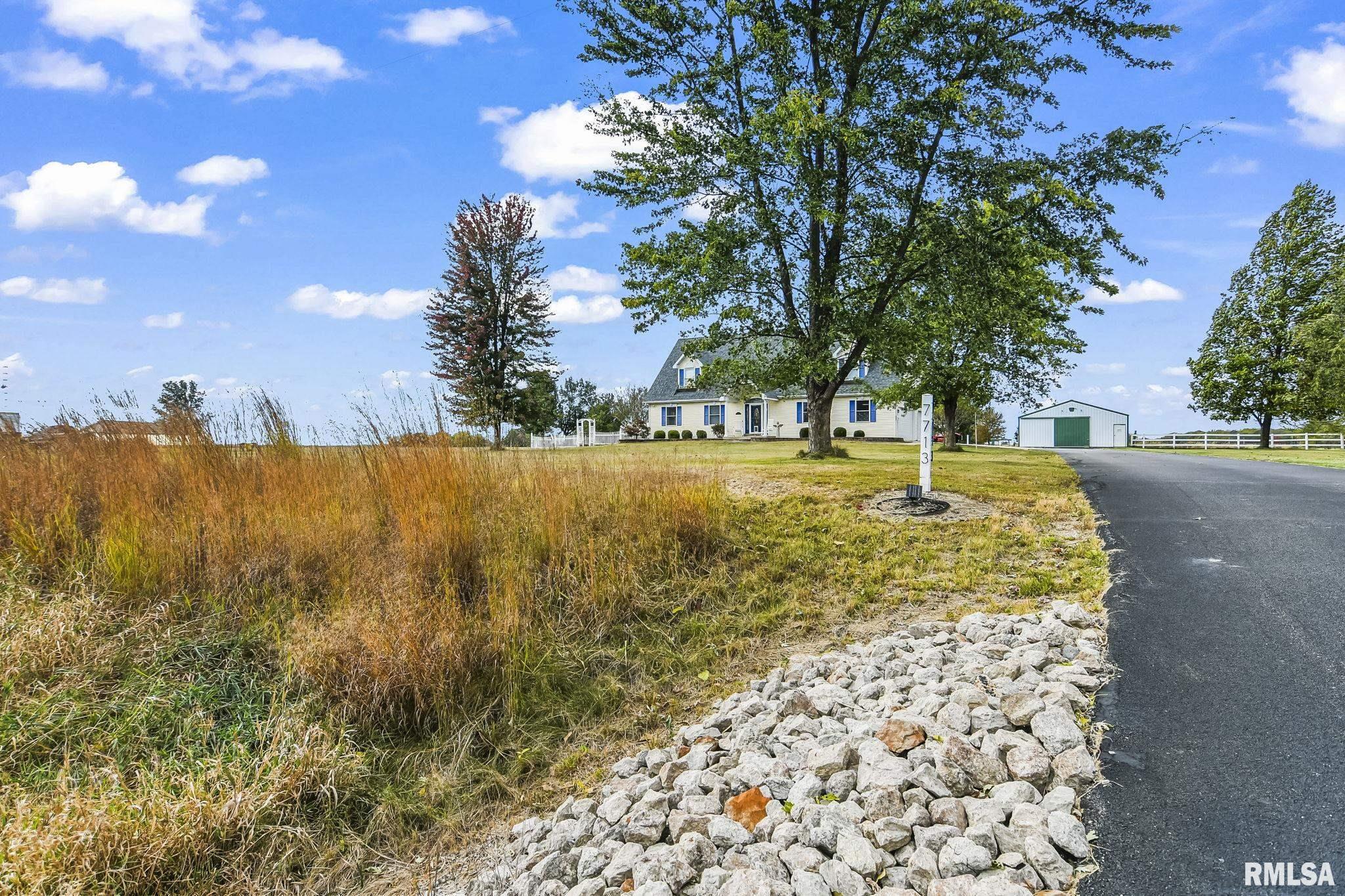 7713 West Outer Road Sherman, IL 62684 - Photo 5 of 48