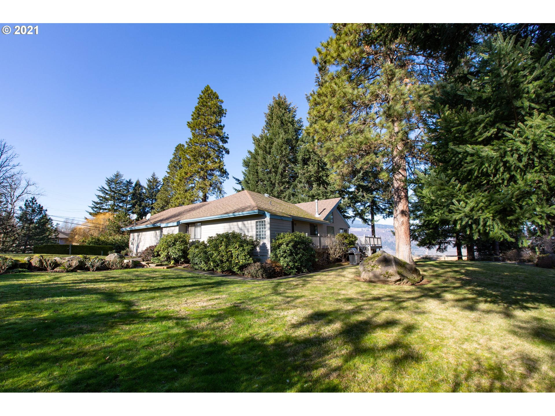 605 Frankton Road Hood River, OR 97031 - Photo 16 of 32 Gallery Image 16