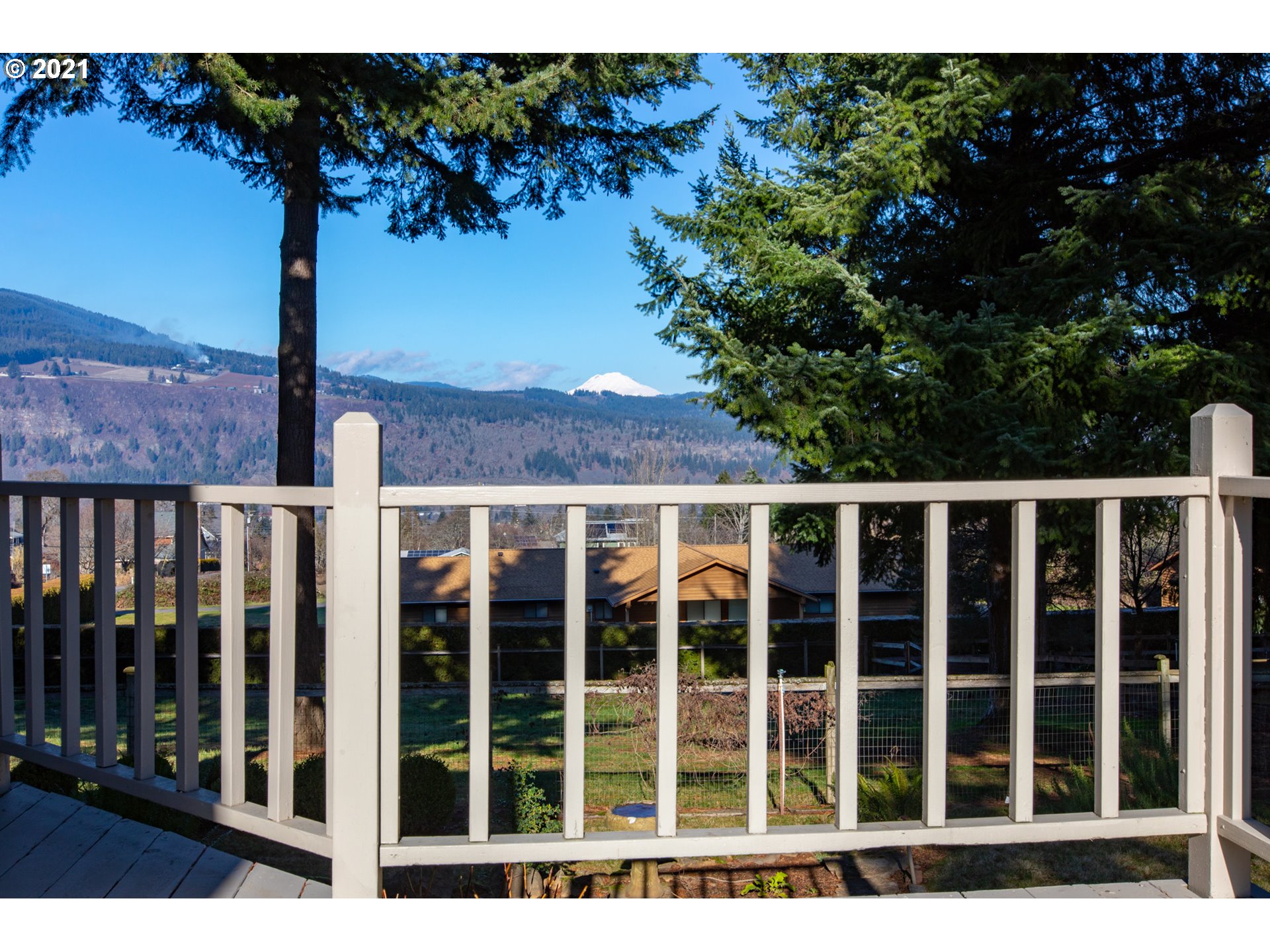 605 Frankton Road Hood River, OR 97031 - Photo 18 of 32 Gallery Image 18