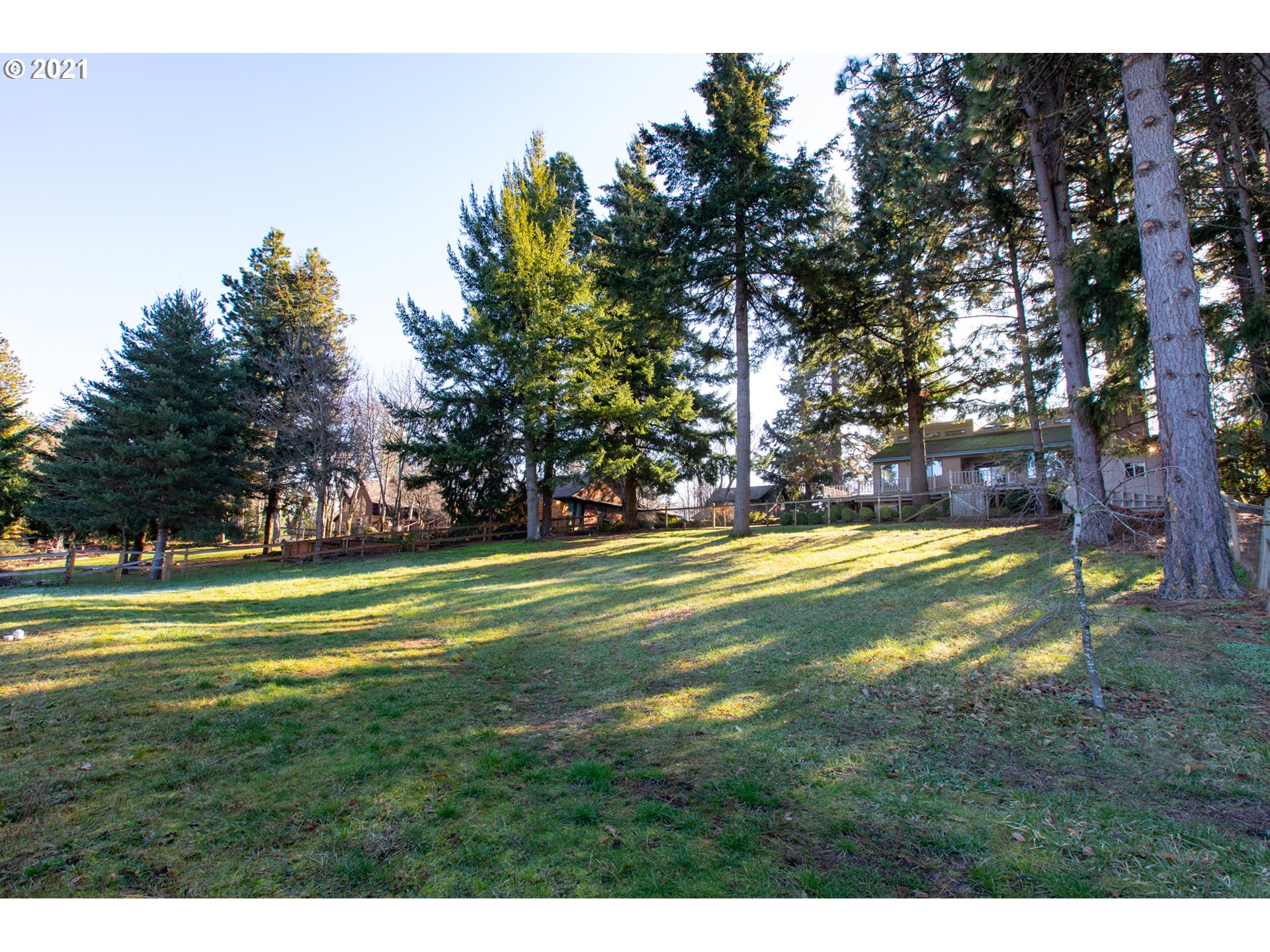605 Frankton Road Hood River, OR 97031 - Photo 21 of 32 Gallery Image 21