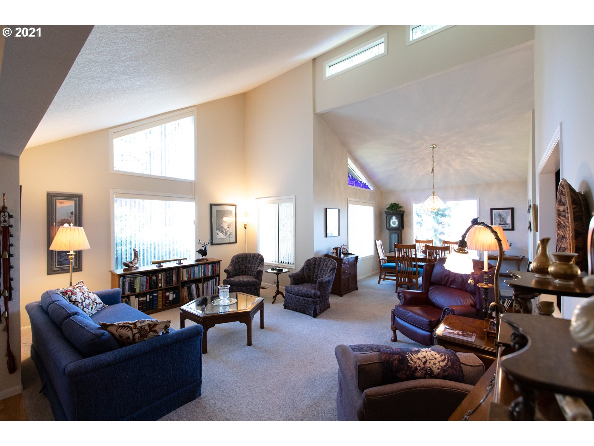605 Frankton Road Hood River, OR 97031 - Photo 5 of 32 Gallery Image 5