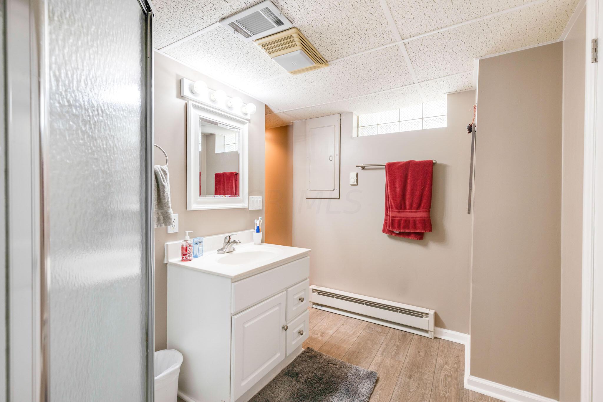 2231 Harwitch Road Columbus, OH 43221 - Photo 32 of 35 2022-06-13 2231 Harwitch Rd 32