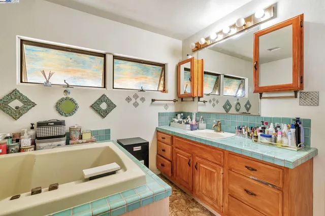 $650,000 | 71 Taylor Place, Bethel Island, CA 94511