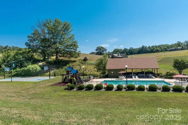 $615,000 | 41 Alaskan Drive, Leicester, NC 28748