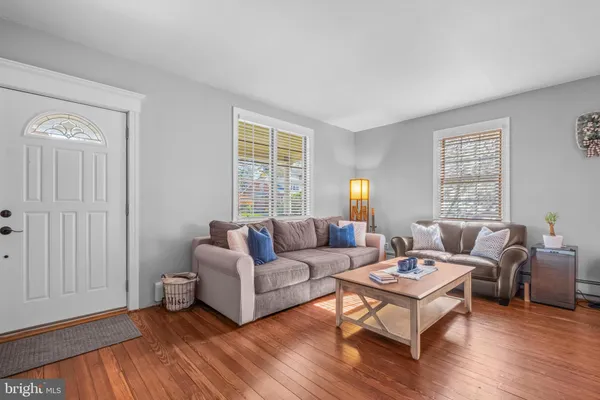 $425,000 | 341 West Graisbury Avenue, Audubon, NJ 08106