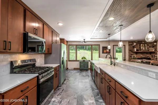 $524,900 | 320 Fox Creek Road, Jefferson City, MO 65109
