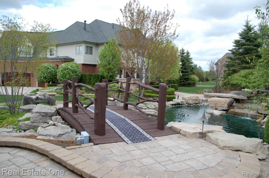 5489 Whitehall Boulevard Rochester, MI 48306 - Photo 23 of 37 AMISH BRIDGE.jpg